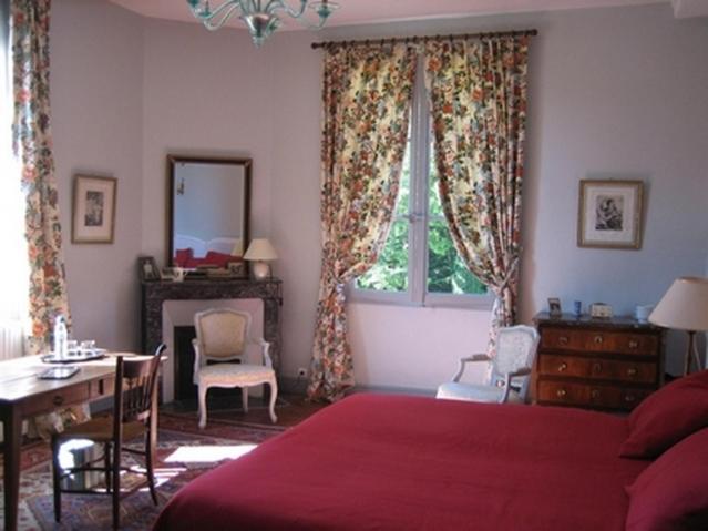 Les Longchamps Bed and Breakfast Neuillé Esterno foto